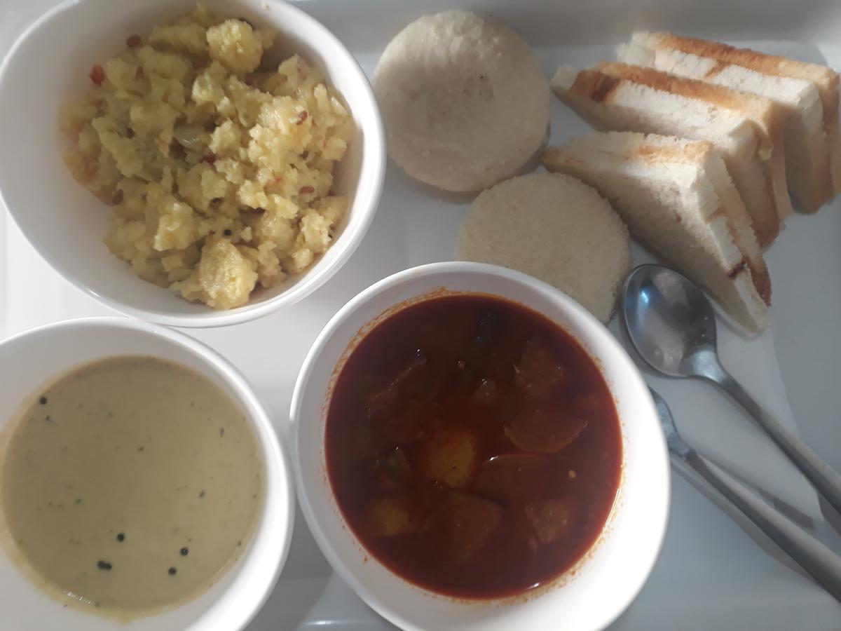 Hotel Alfa International Near Nanavati Hospital Mumbai Near Airport Mumbai Near Juhu Beach Kültér fotó